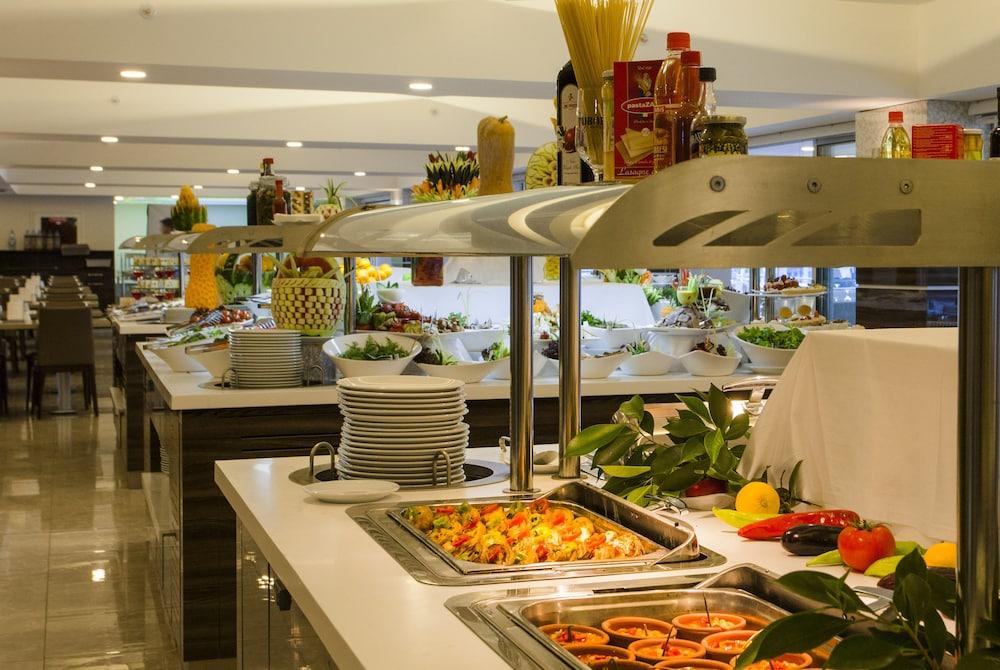 Avena Resort & Spa Hotel Alanya Luaran gambar